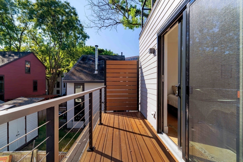 33 Webster Avenue # 33