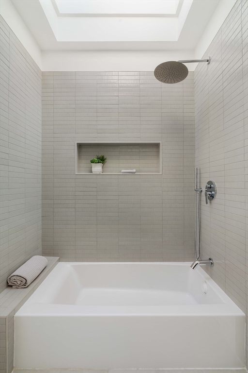 33 Webster Avenue # 33