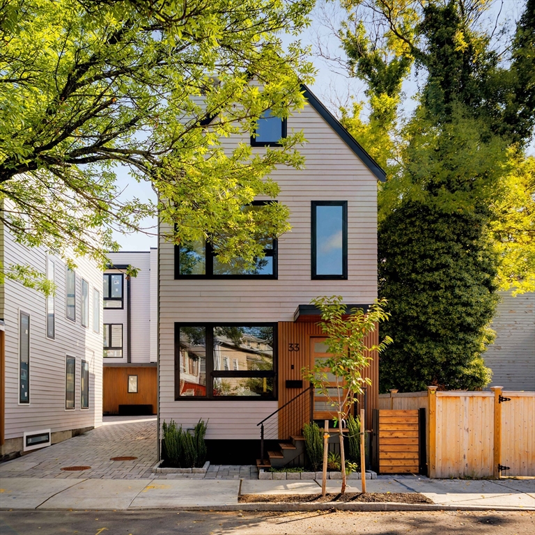 33 Webster Avenue # 33