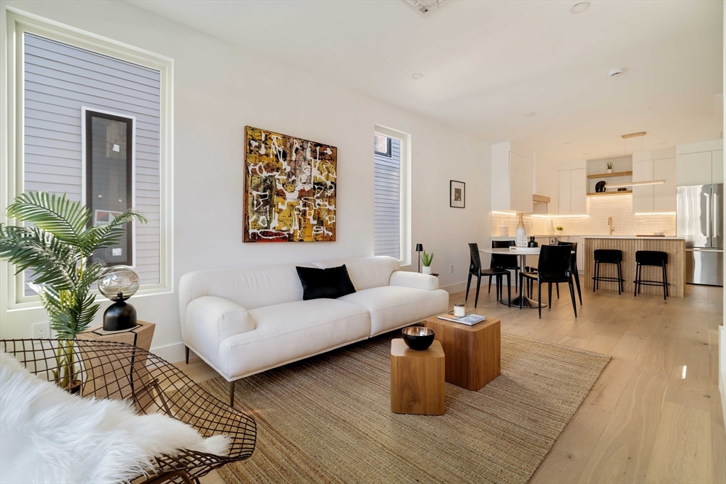 33 Webster Avenue # 33