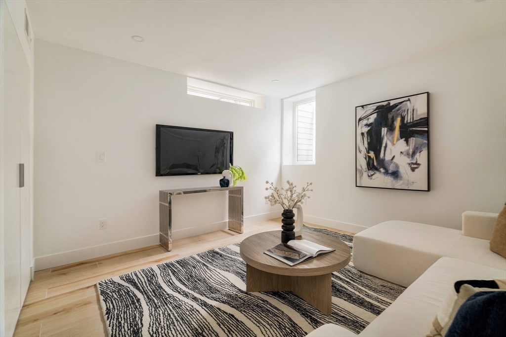 37 Webster Avenue # 37