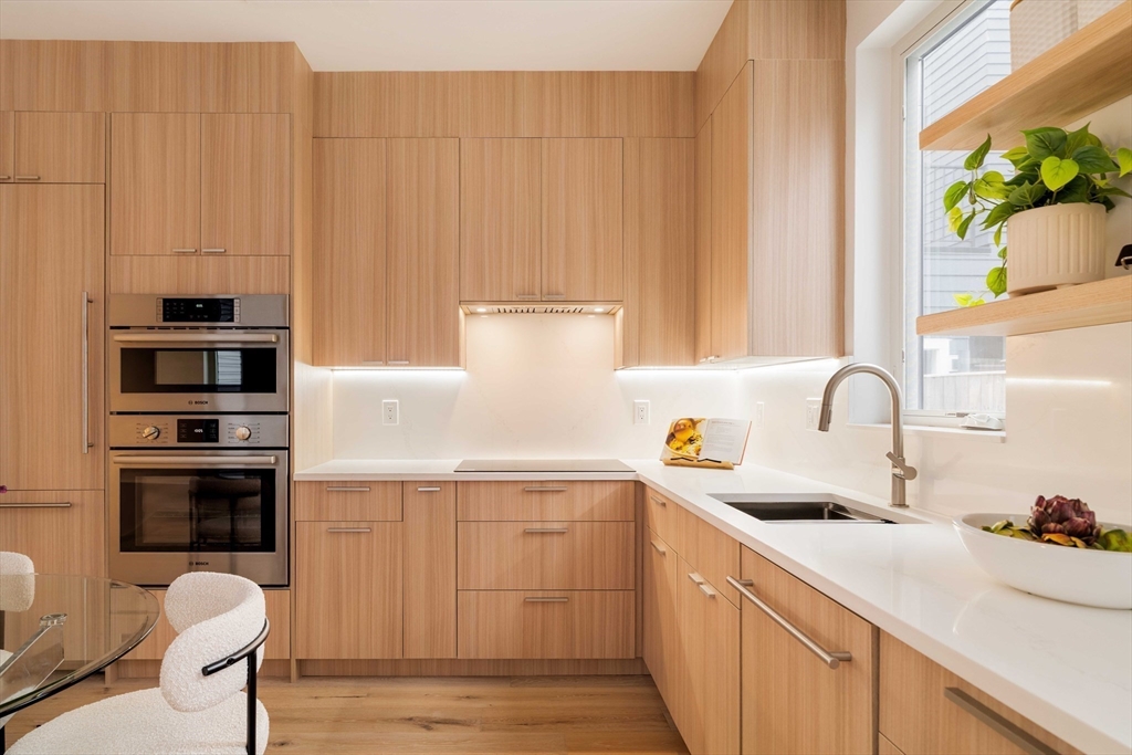 37 Webster Avenue # 37