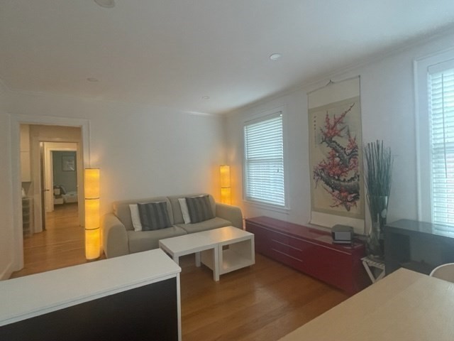 348 Harvard Street # 4