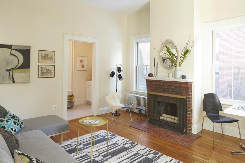 26 Linnaean Street # 4