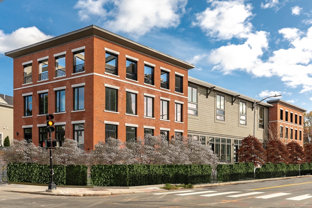 312 Putnam Avenue # 312