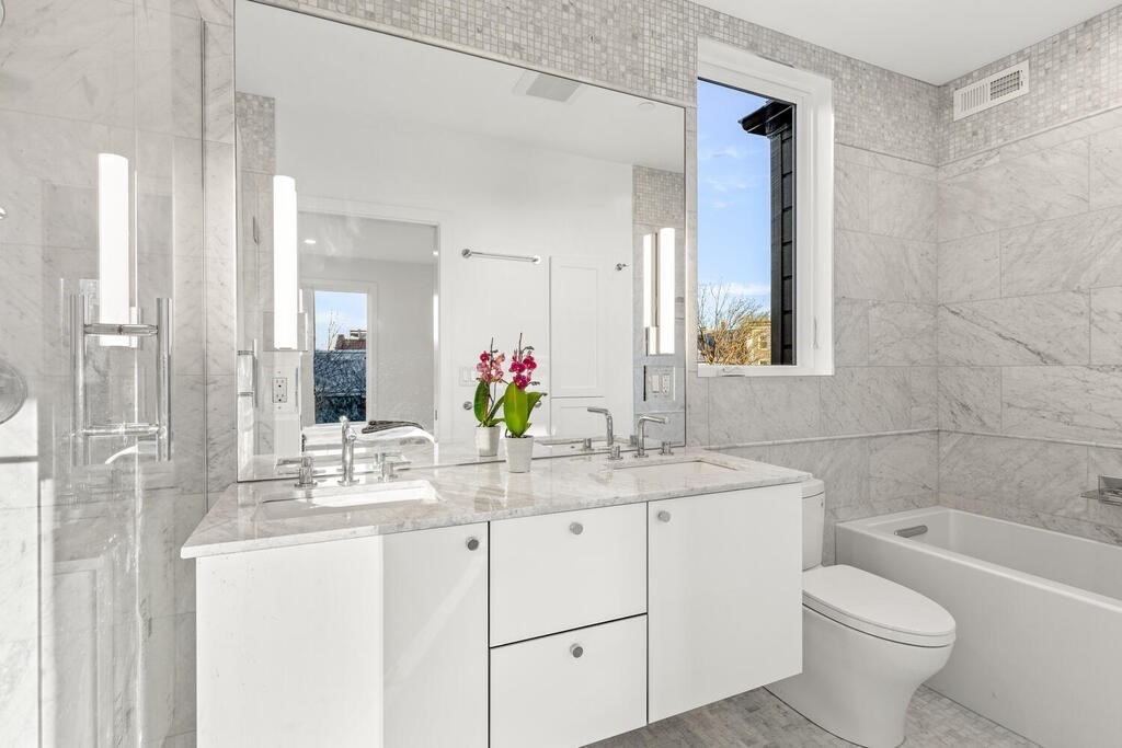 312 Putnam Avenue # 312