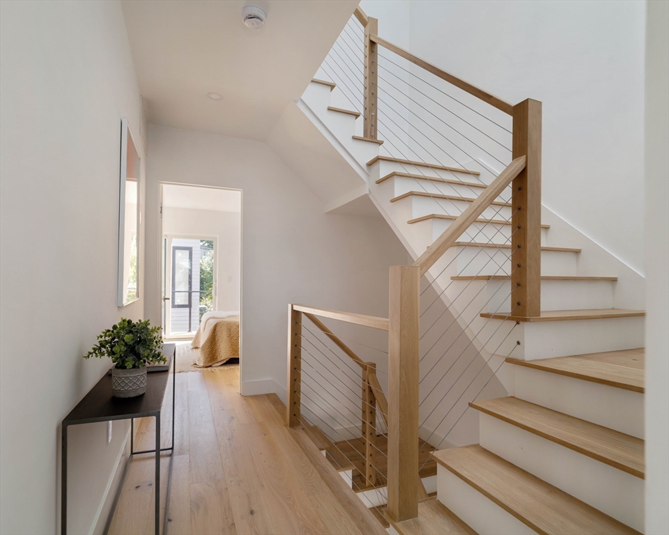 33 Webster Avenue # 33