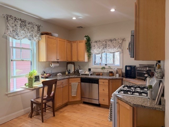 31 Fairmount Avenue # 2