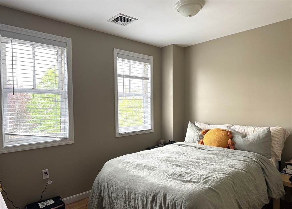 31 Fairmount Avenue # 2