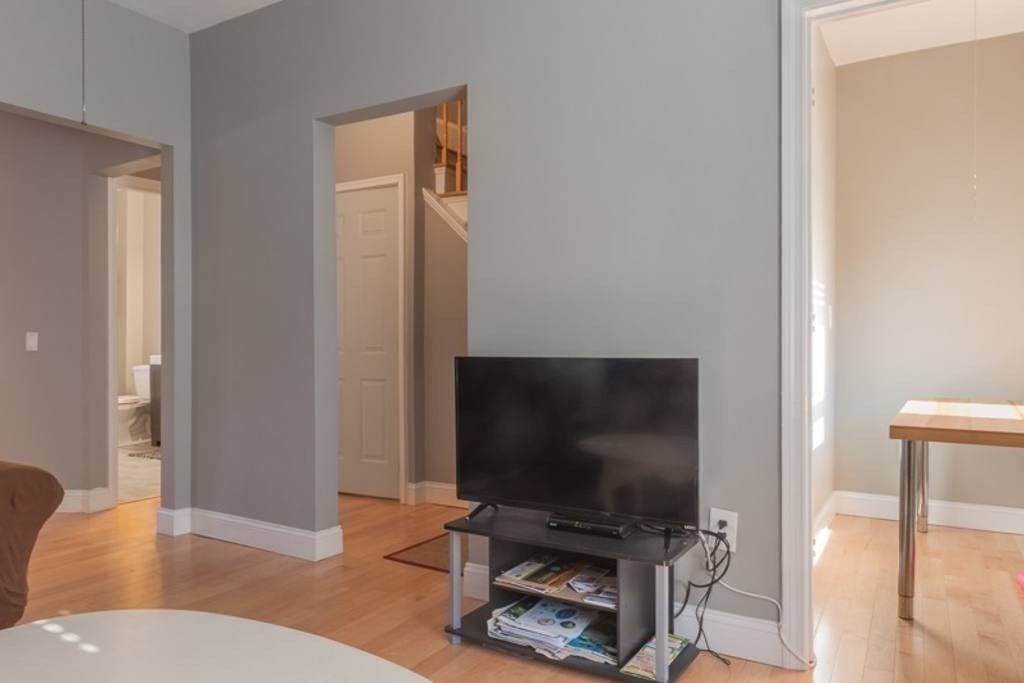 31 Fairmount Avenue # 2