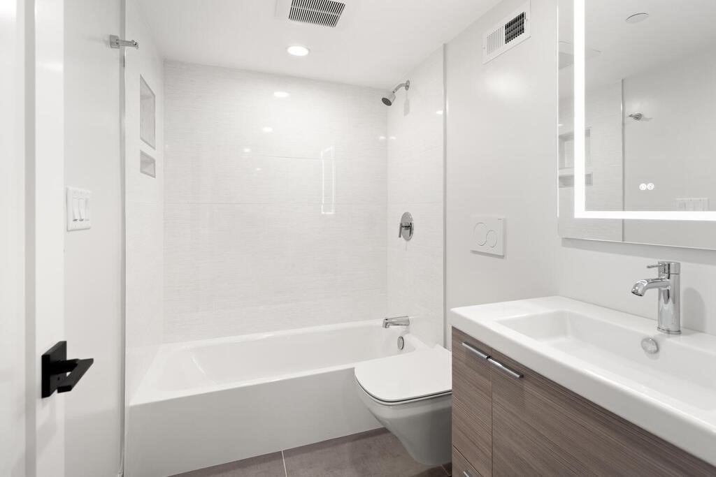 306 Putnam Avenue # 306