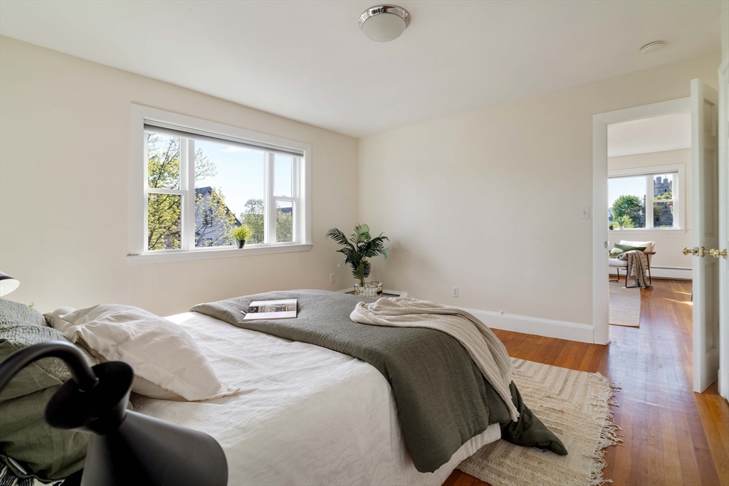 82 Munroe Street # 11