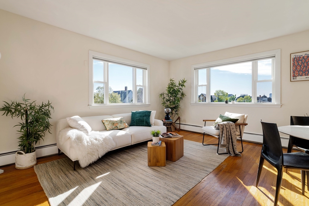 82 Munroe Street # 11