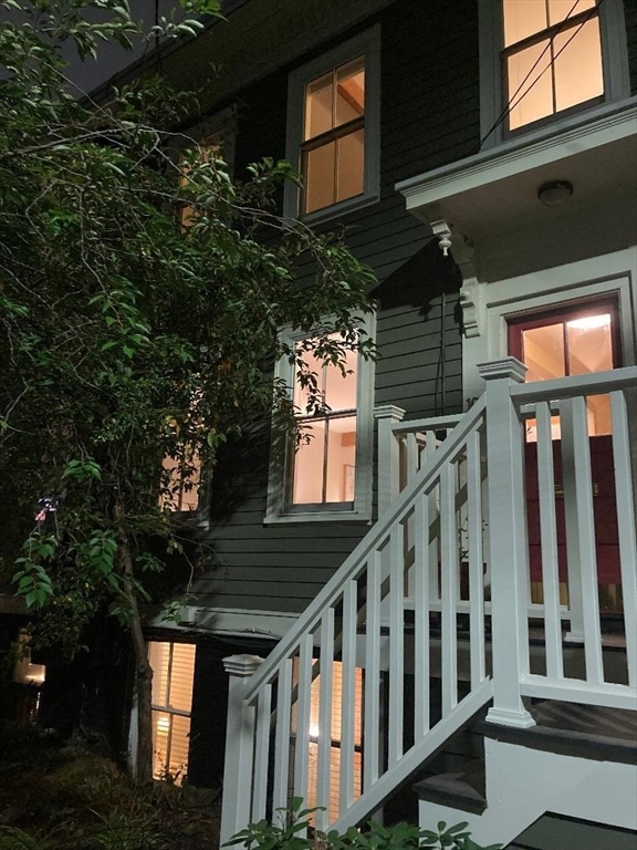 105 Pleasant # 105
