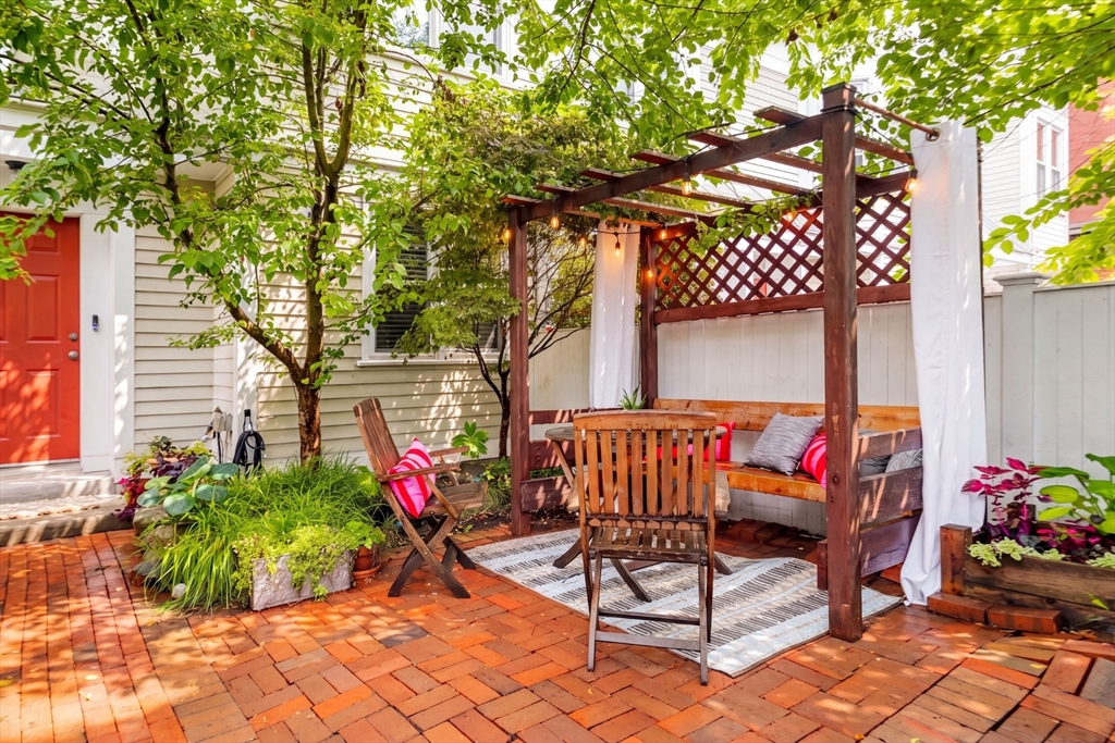 217 Hamilton Street # 217