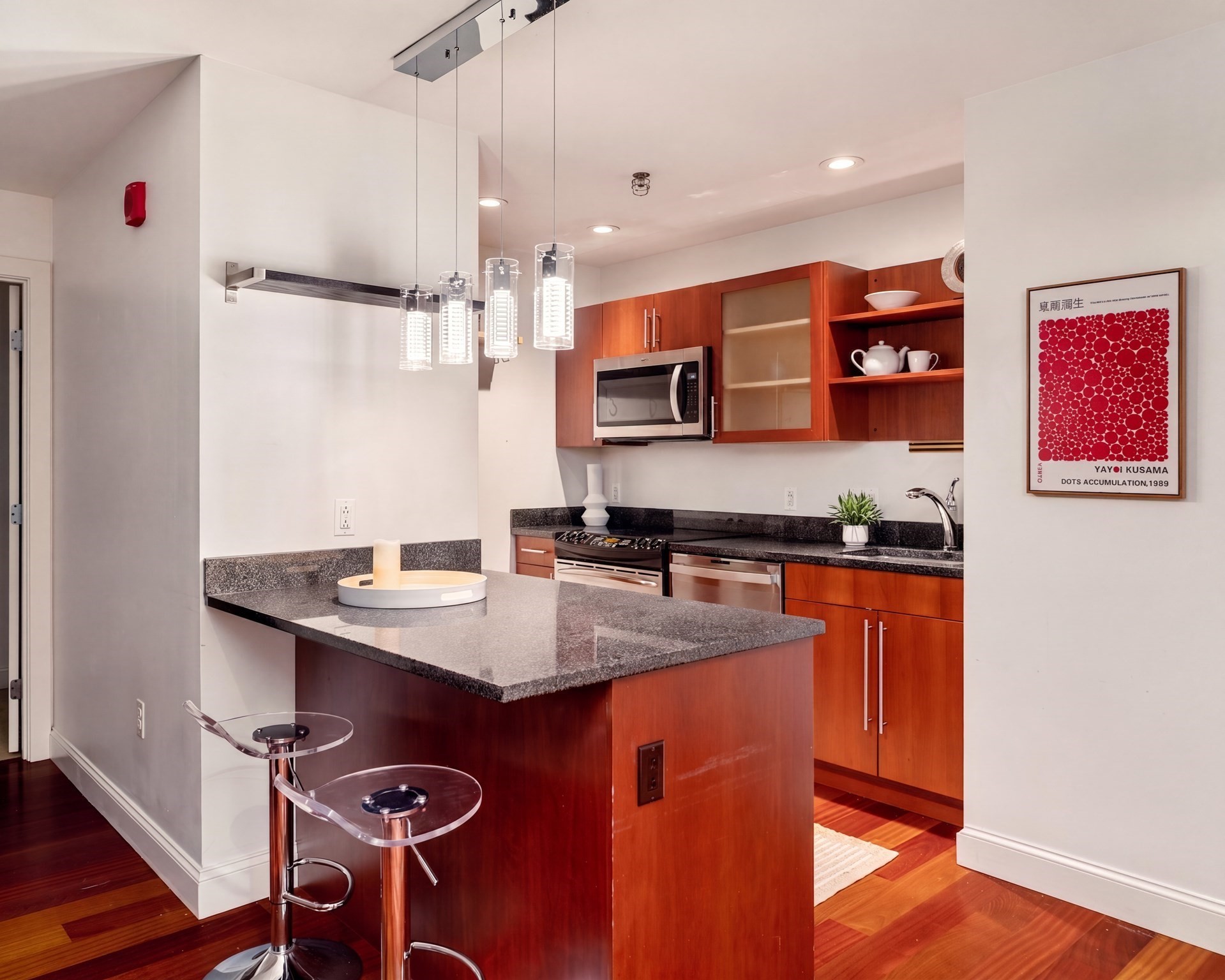 17 Otis Street # 301