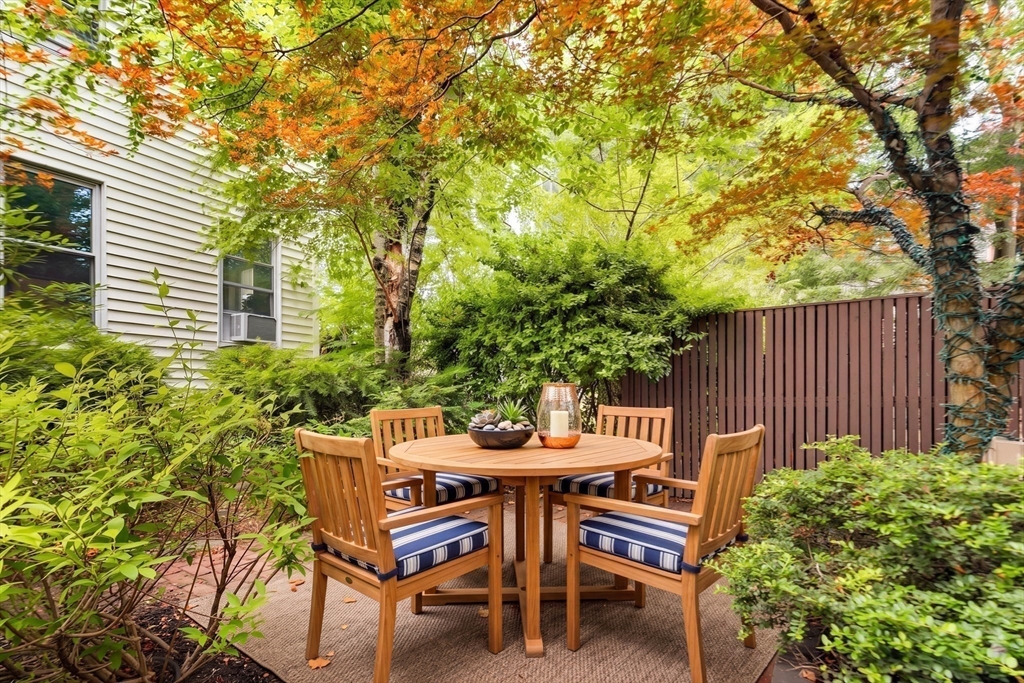 453 Franklin Street # 3