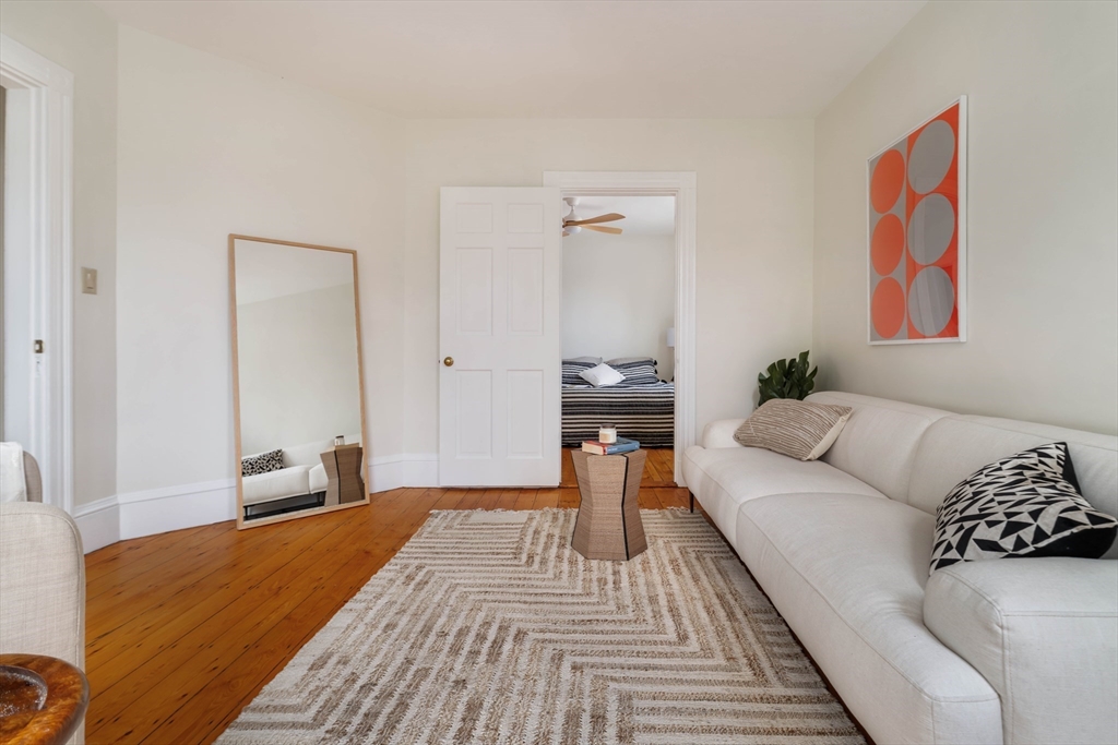 453 Franklin Street # 3