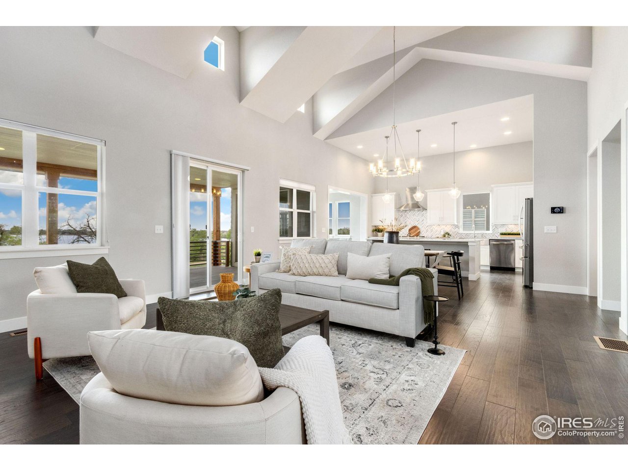 2536 Bluestem Willow Dr