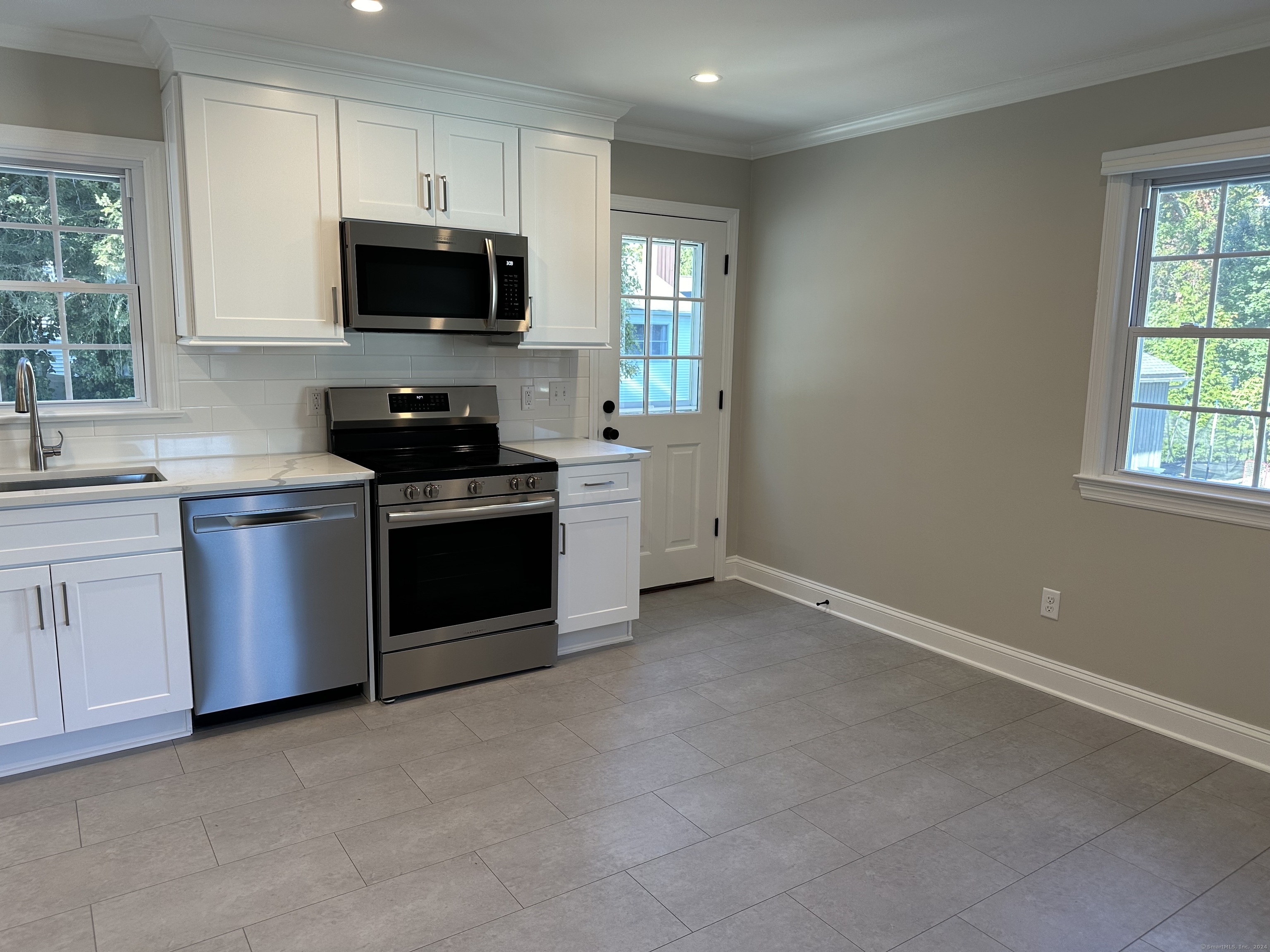 46 Hillside Avenue