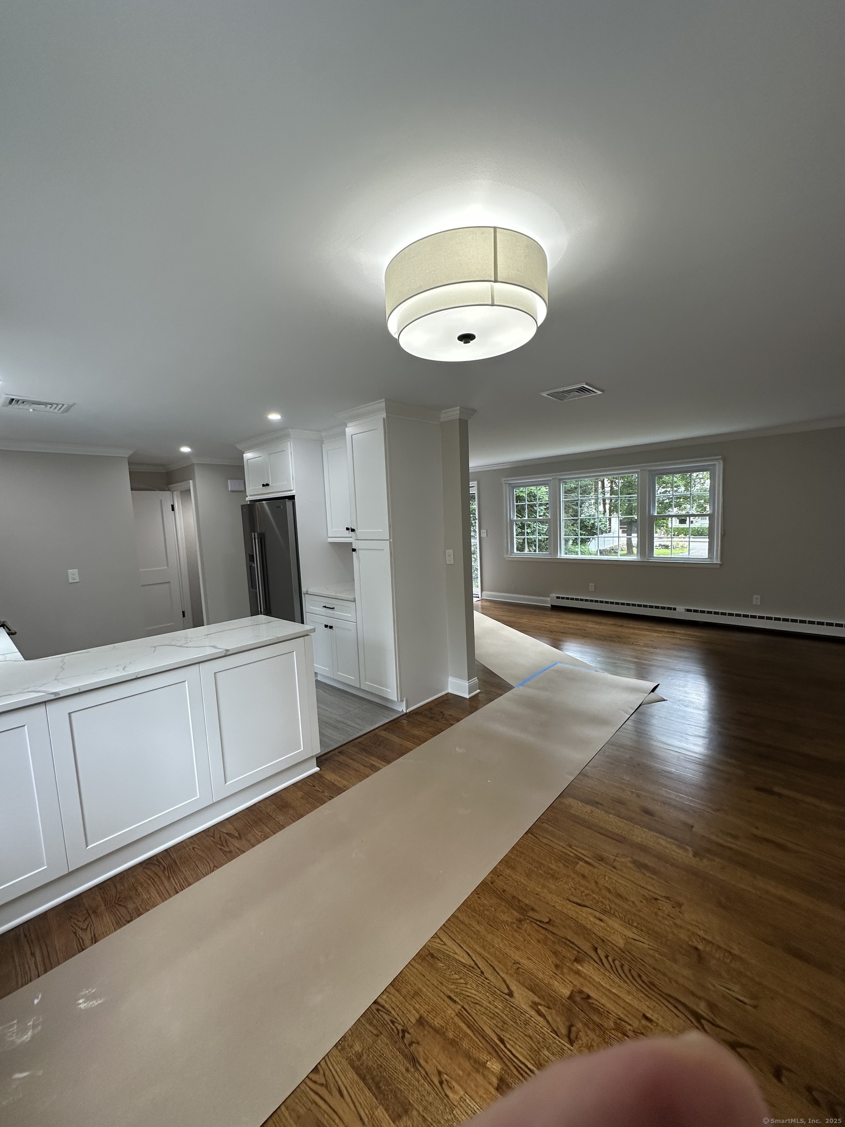 137 Millport Avenue