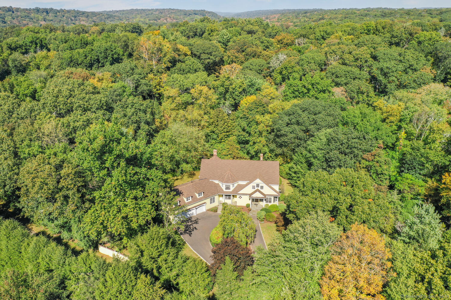 4 Lyons Plain Road