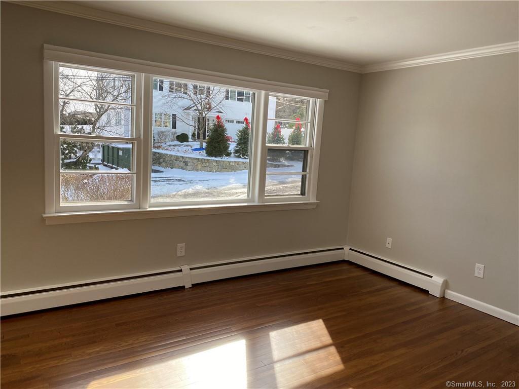 44 Hillside Avenue
