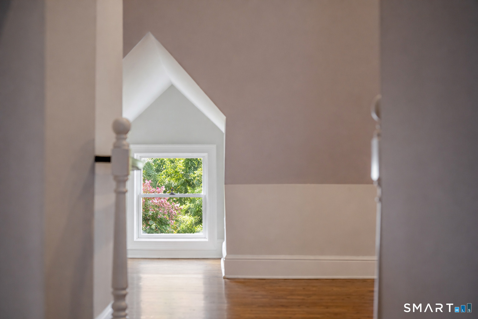 10 Woodhill Road