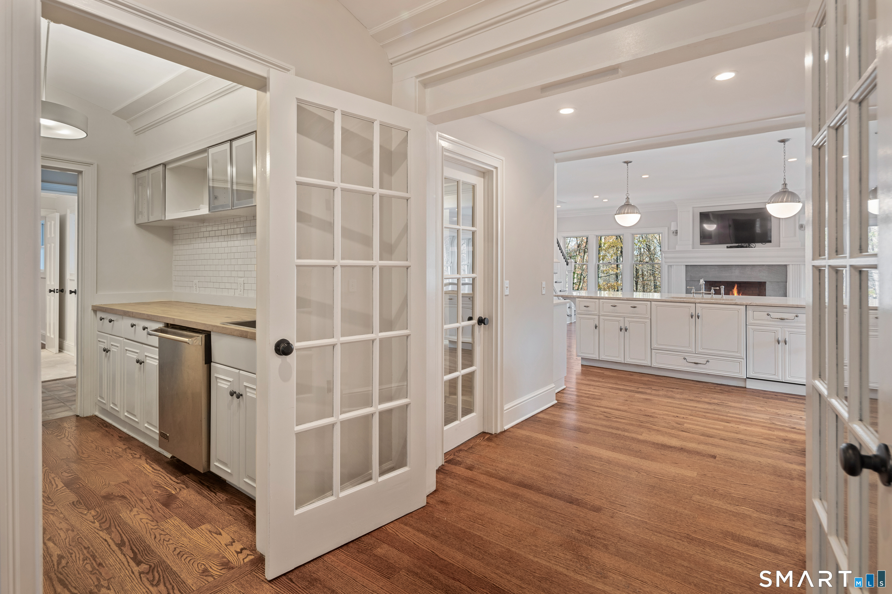10 Woodhill Road