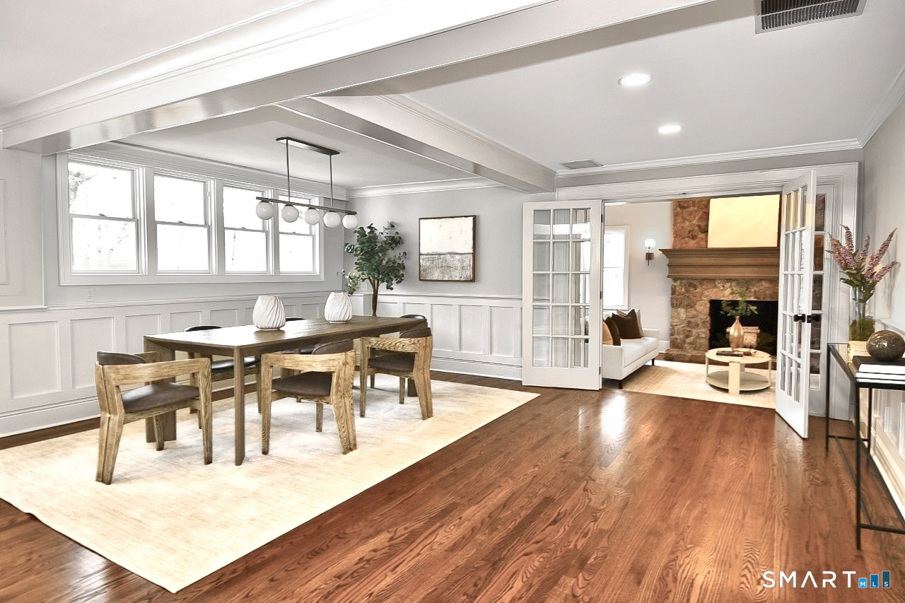 10 Woodhill Road