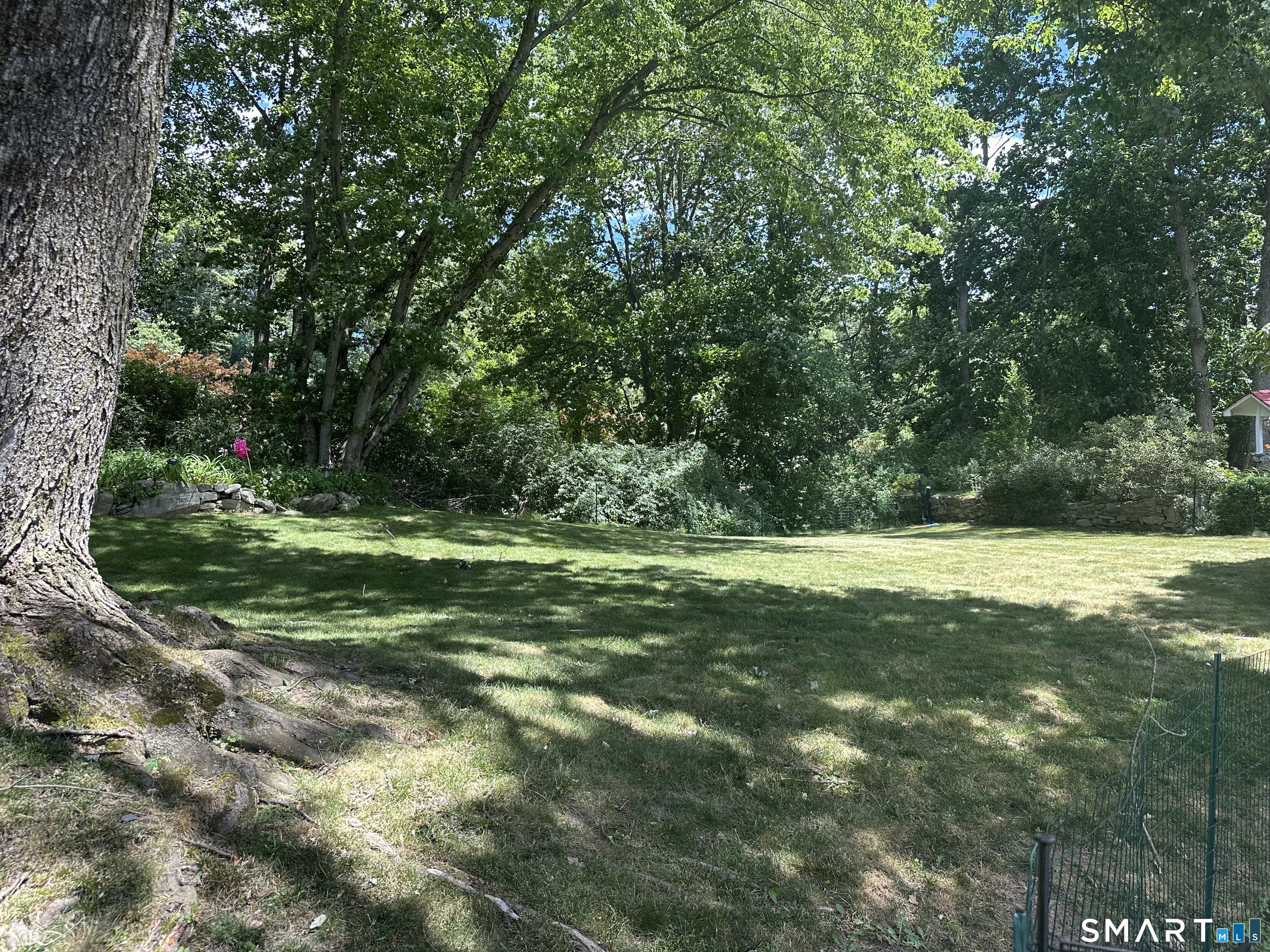 10 Donohue Drive