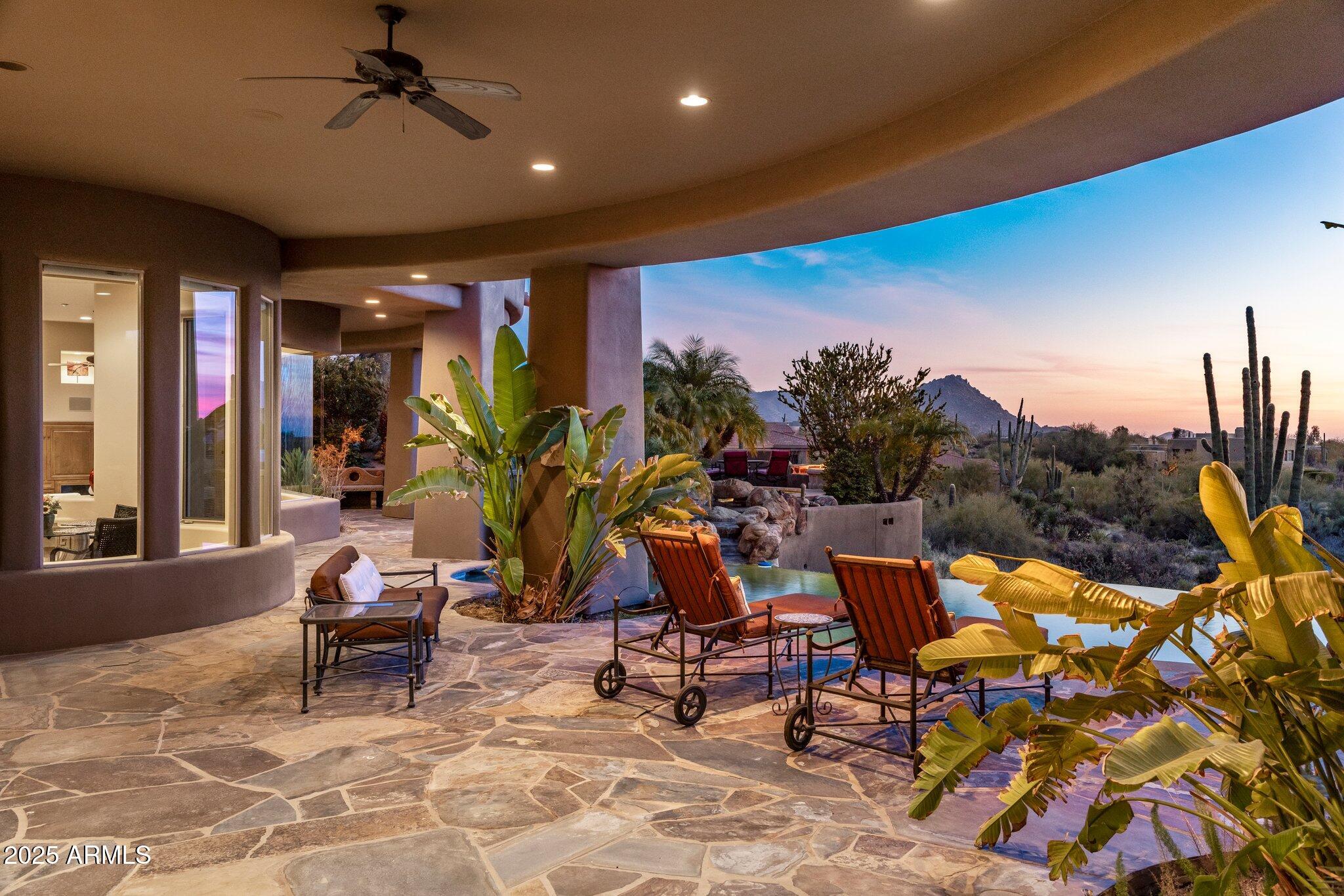 11077 E CINDER CONE Trail