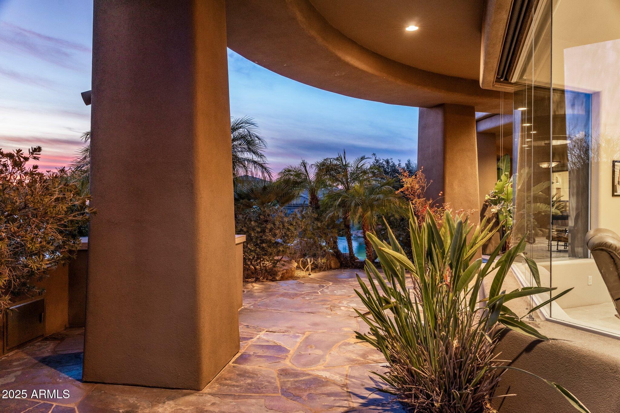 11077 E CINDER CONE Trail