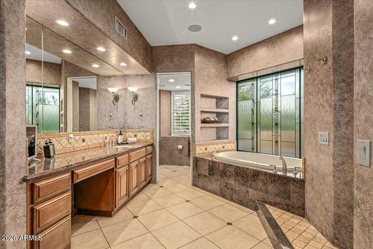 39750 N 106TH Place
