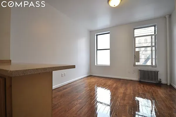 422 Amsterdam Avenue 2B