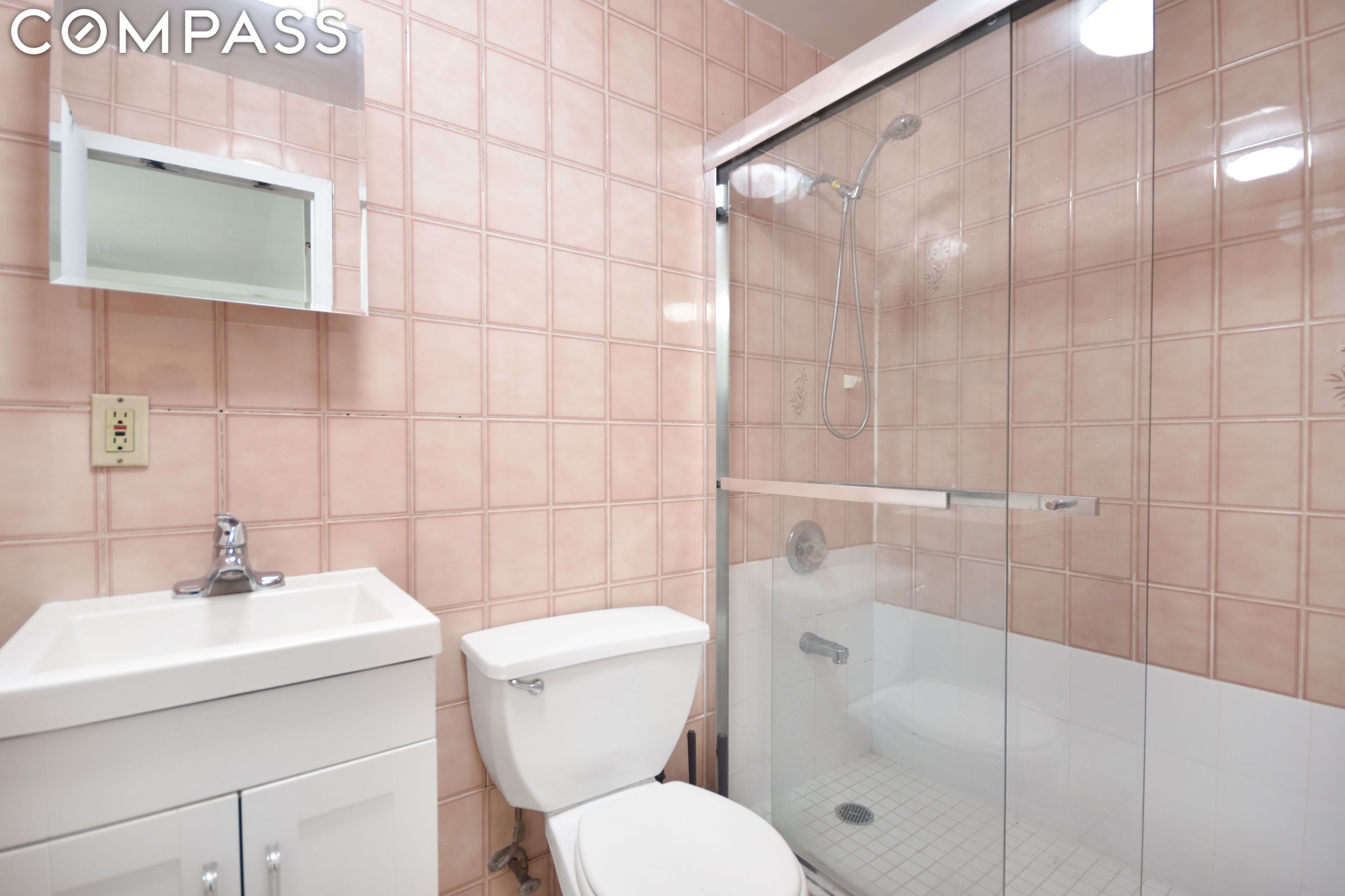 329 Broome Street 4R