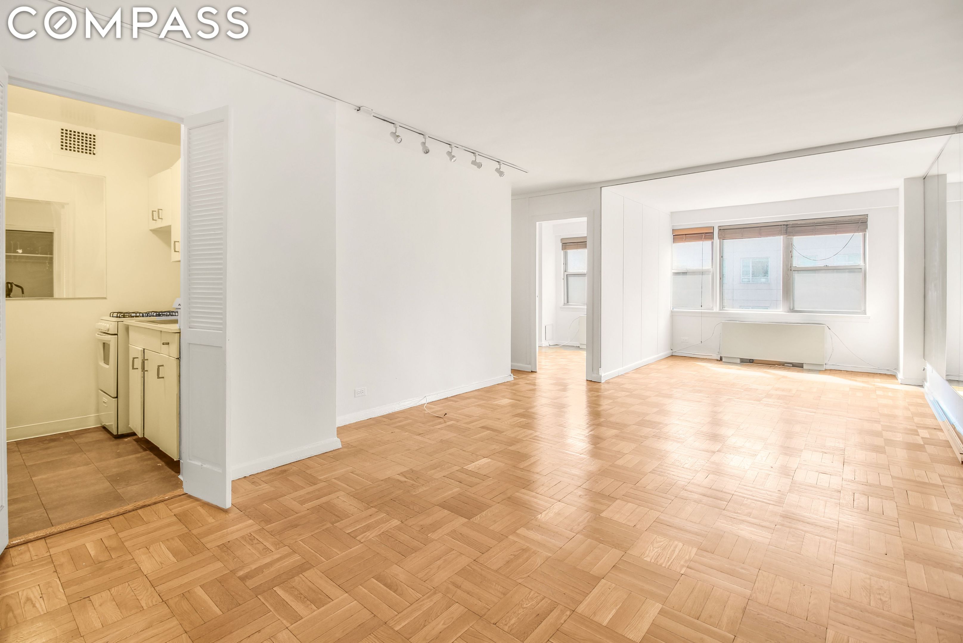 155 E 34th Street 14N