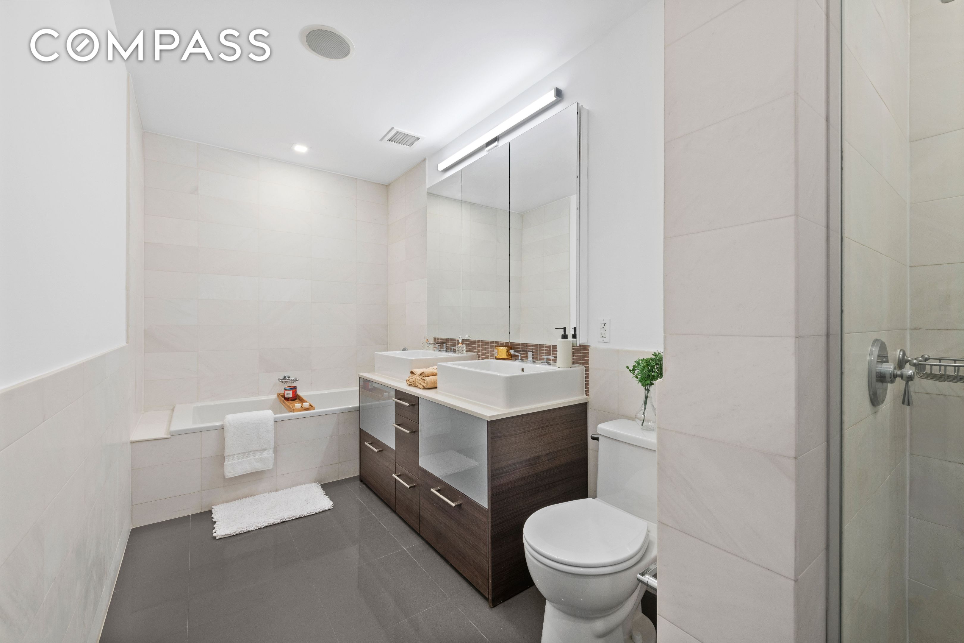 125 W 22nd Street 2A