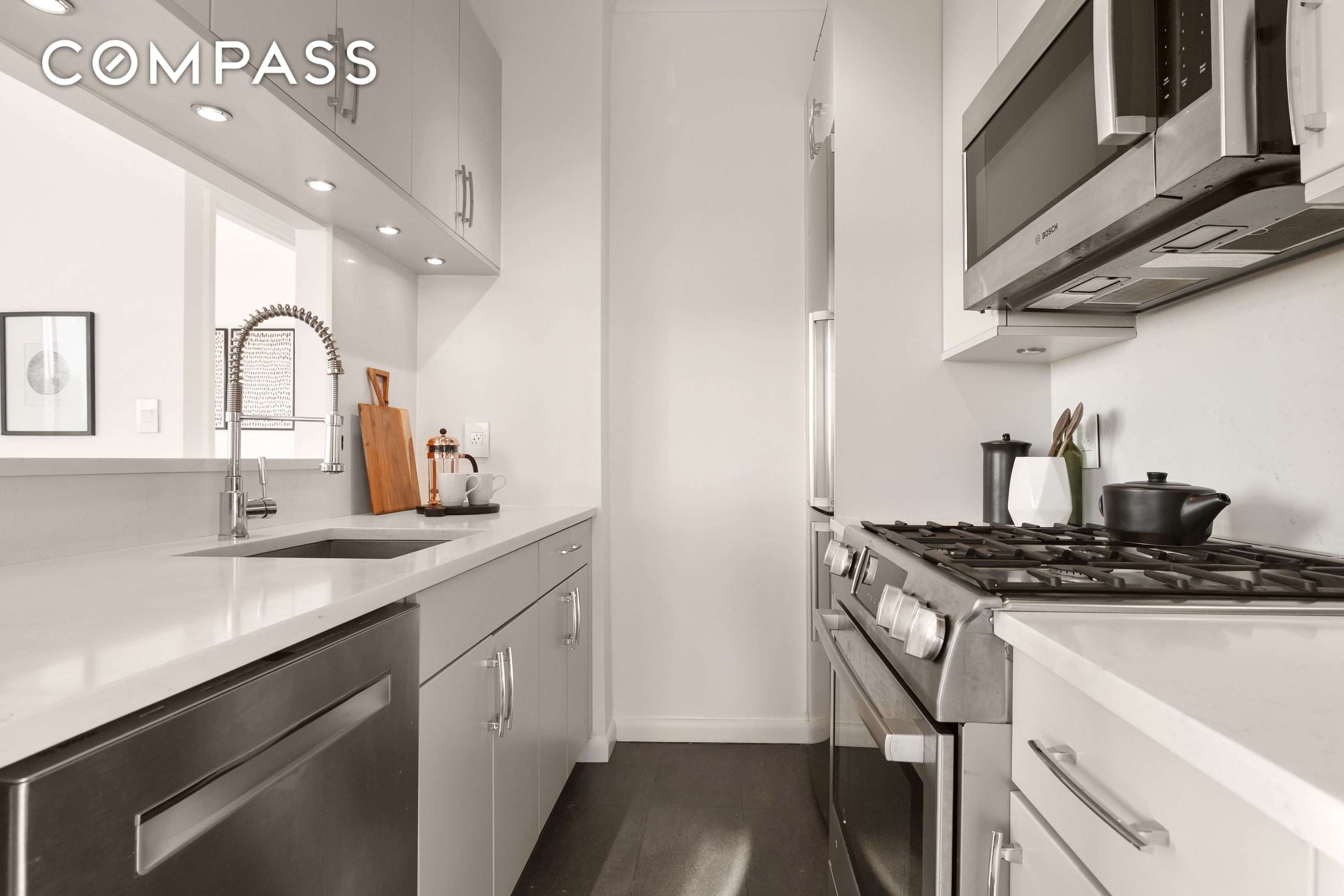 225 W 83rd Street 20Z