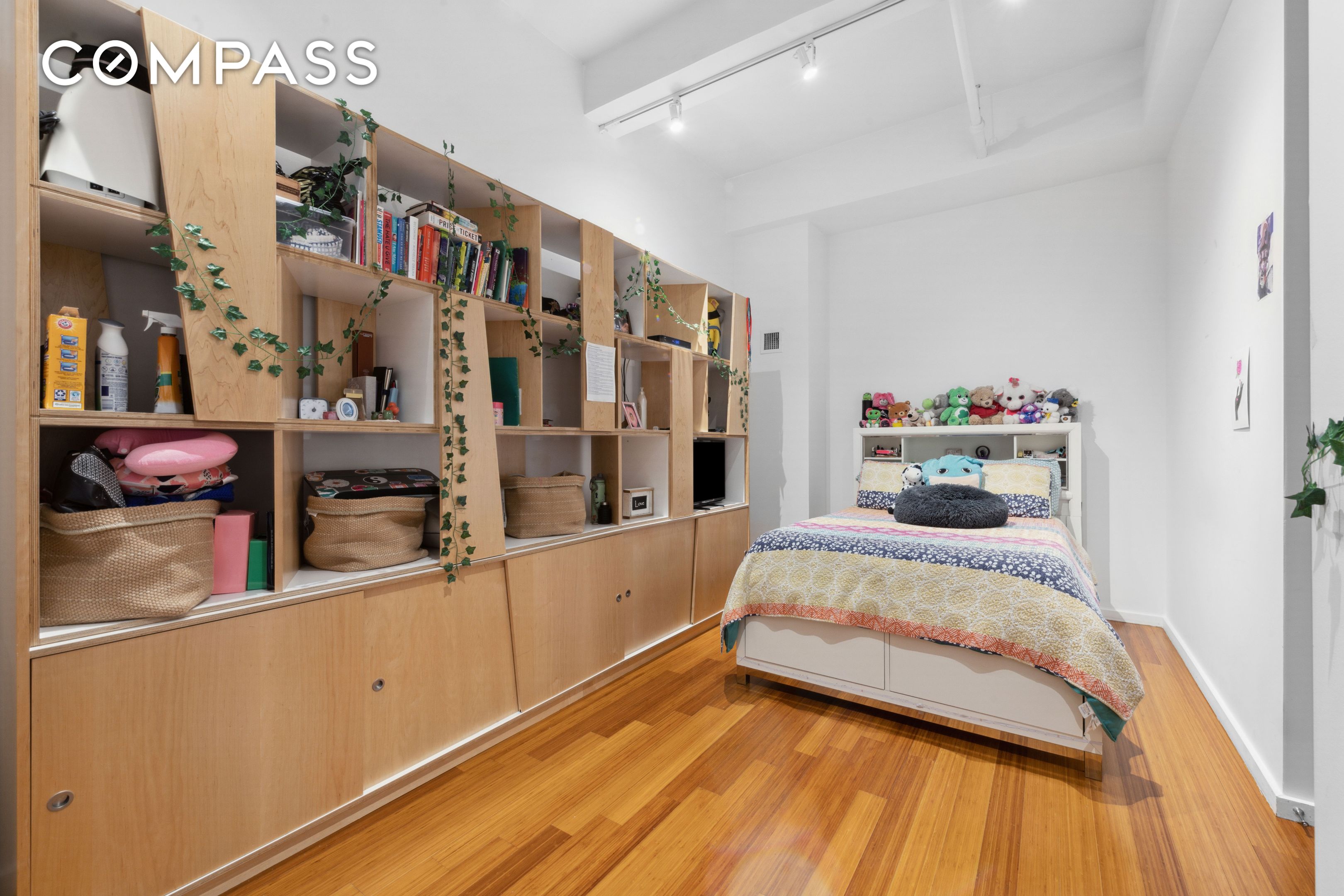 365 Bridge Street 12H