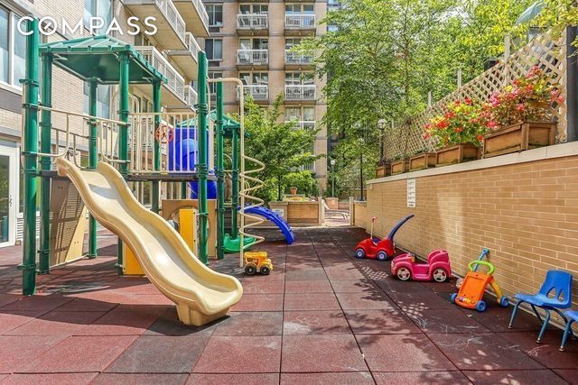 170 E 87th Street E9GH