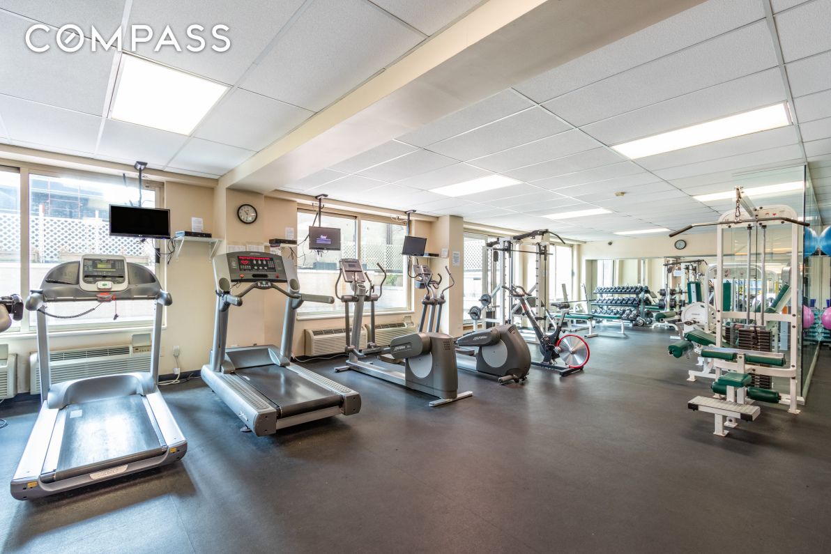 170 E 87th Street E9GH