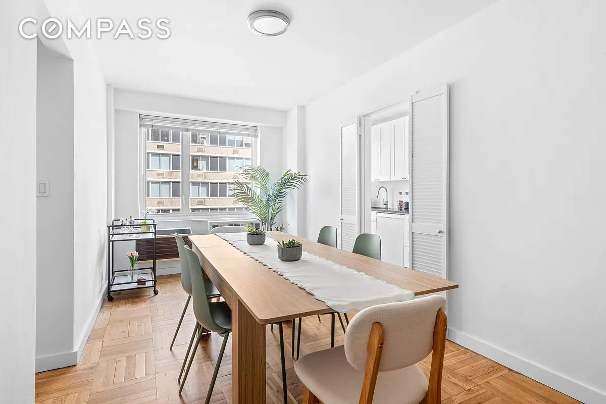 411 E 53rd Street 17A