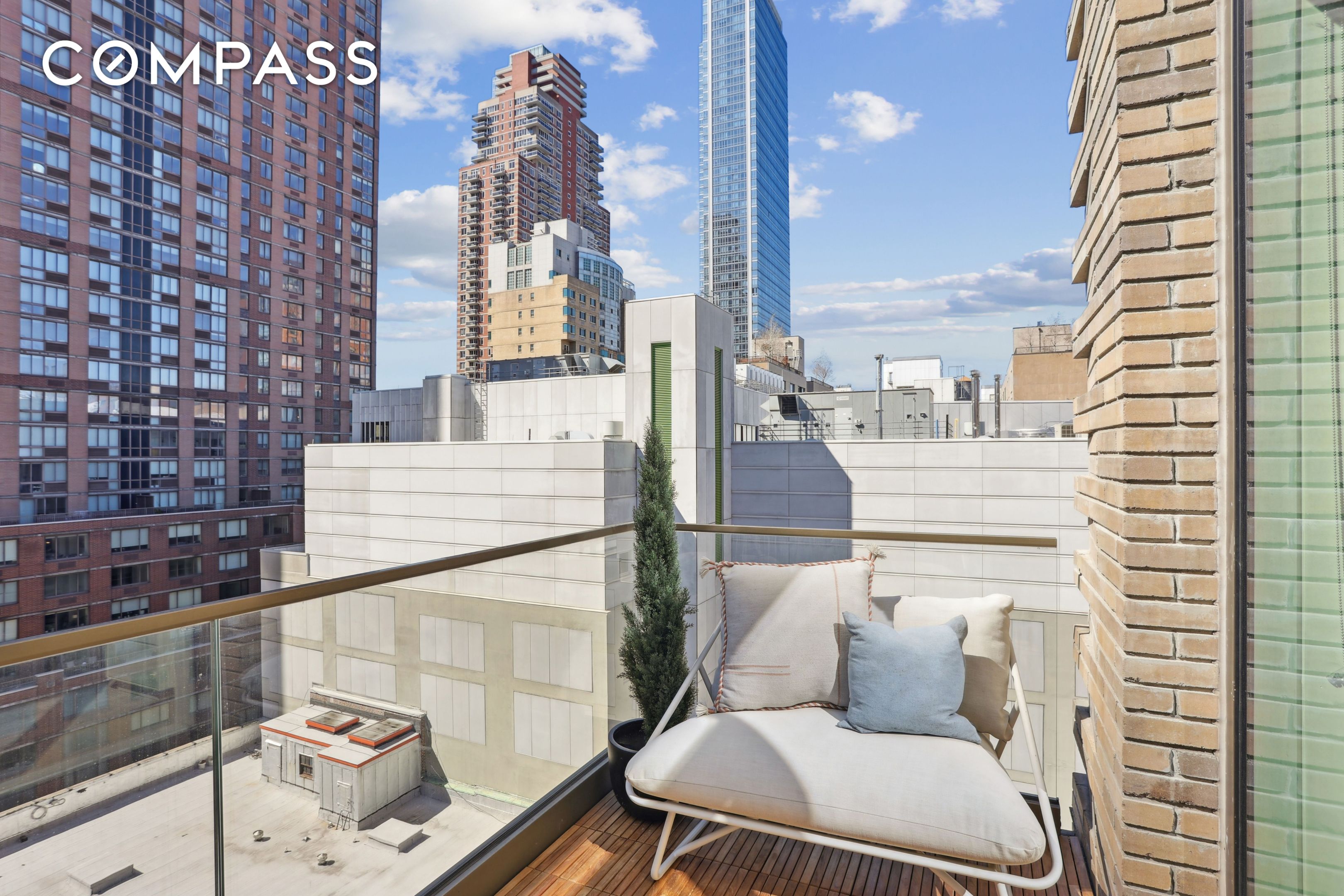 505-513 W 43rd Street 10B