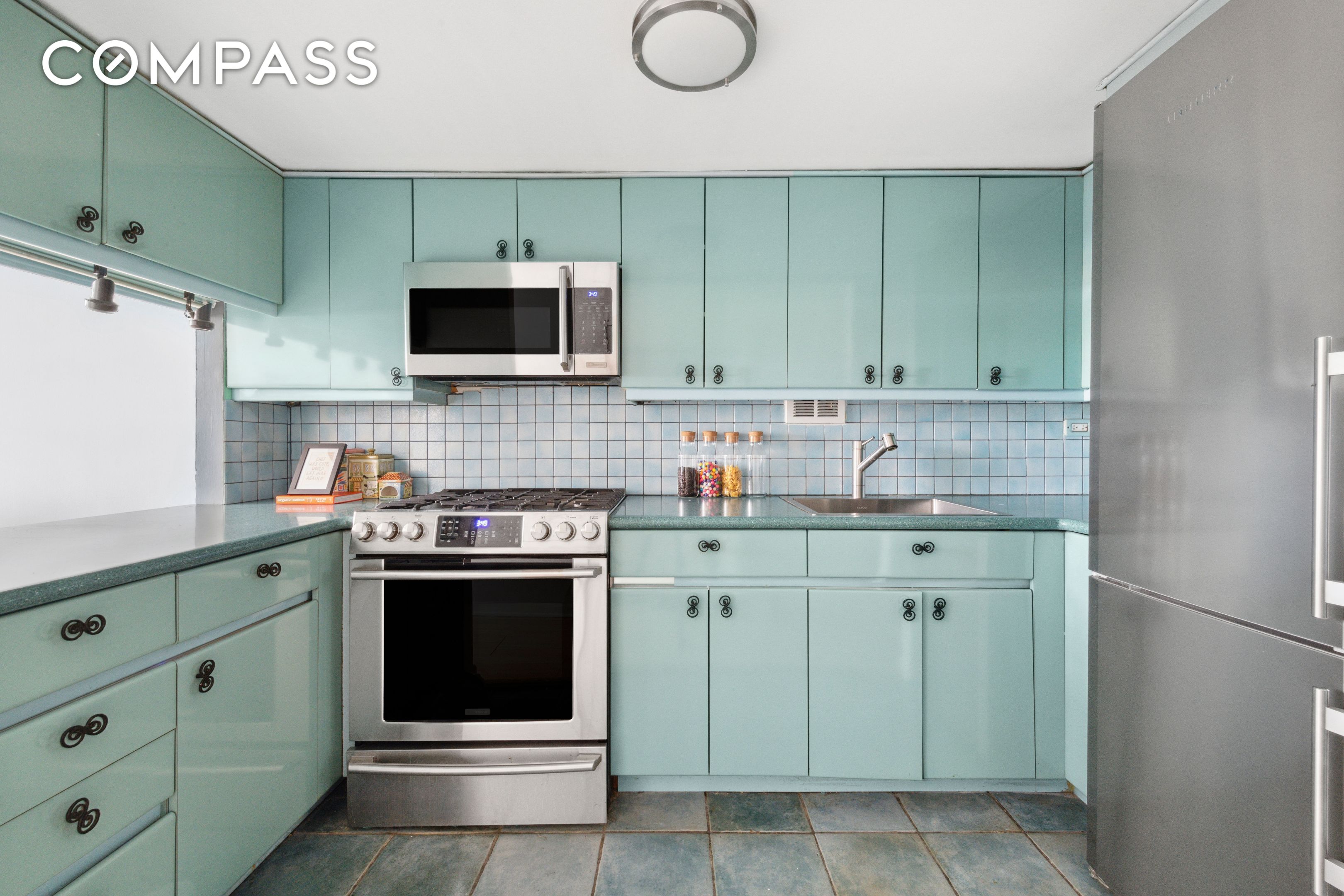 350 E 62nd Street 2B