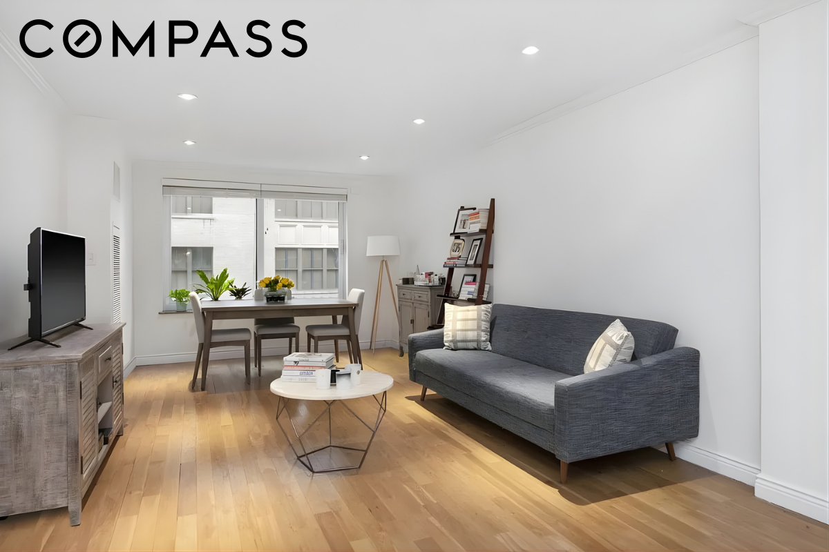 106 Central Park S 7O