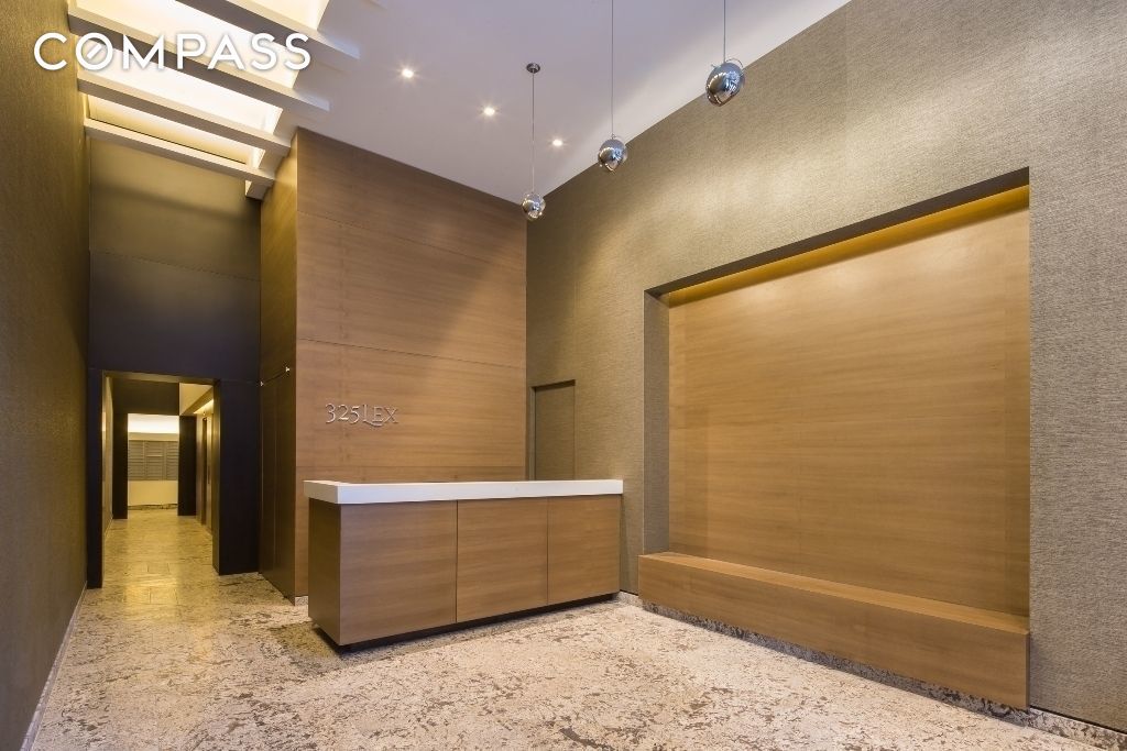 325 Lexington Avenue 15C