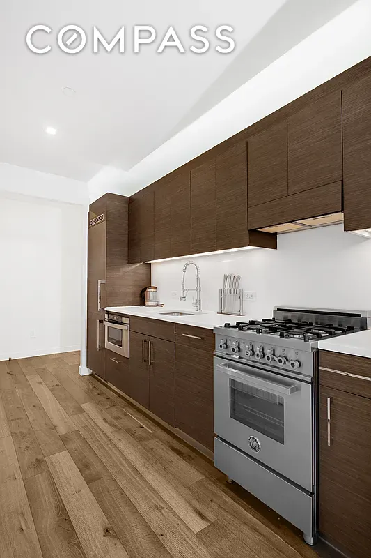 325 Lexington Avenue 15C