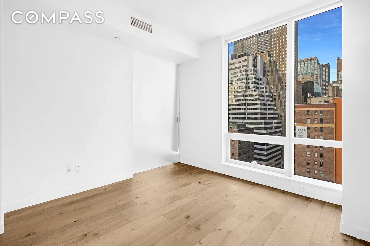 325 Lexington Avenue 15C