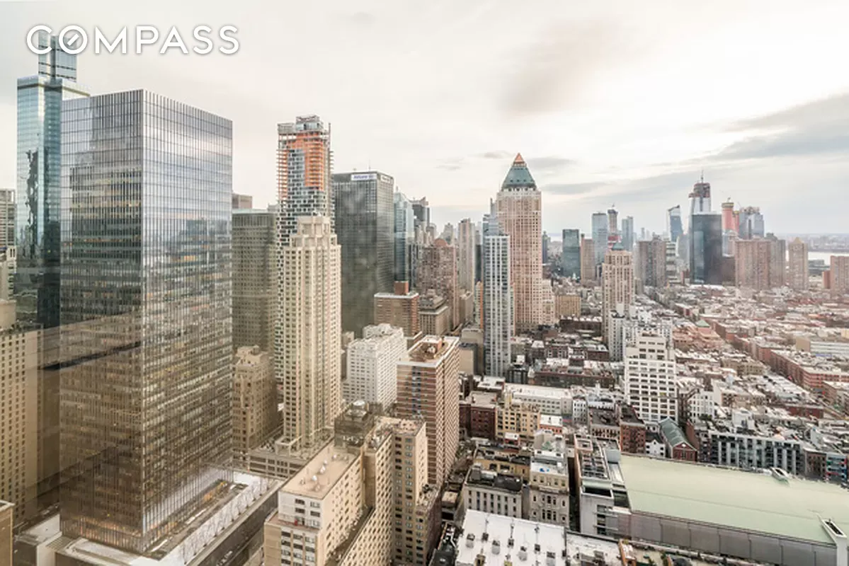 322 W 57th Street 38Q